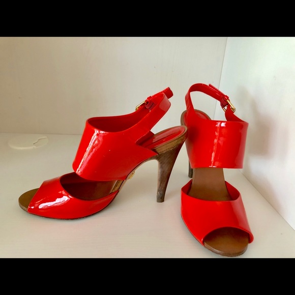 BCBG Orange Patent Leather Heels - Picture 3 of 7